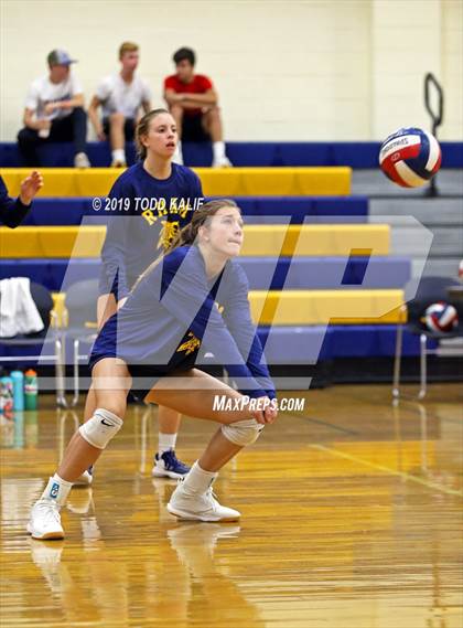 Thumbnail 2 in East Catholic @ RHAM photogallery.