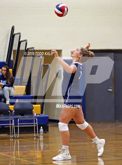 Thumbnail 2 in East Catholic @ RHAM photogallery.