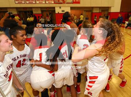 Thumbnail 3 in Lynwood vs. Redondo Union (CIF SS D2 Finals) photogallery.