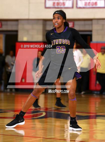 Thumbnail 3 in Lynwood vs. Redondo Union (CIF SS D2 Finals) photogallery.