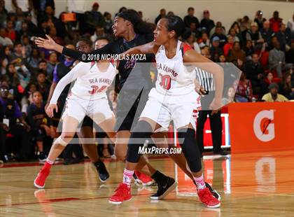 Thumbnail 1 in Lynwood vs. Redondo Union (CIF SS D2 Finals) photogallery.