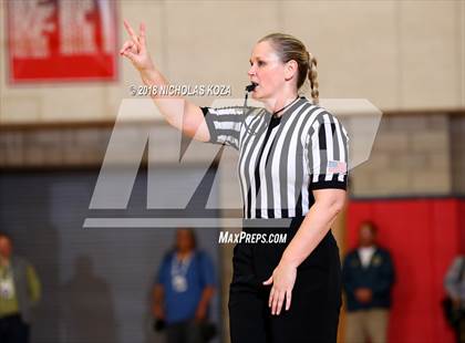 Thumbnail 2 in Lynwood vs. Redondo Union (CIF SS D2 Finals) photogallery.