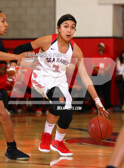 Thumbnail 2 in Lynwood vs. Redondo Union (CIF SS D2 Finals) photogallery.
