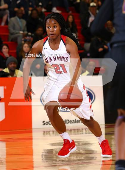 Thumbnail 1 in Lynwood vs. Redondo Union (CIF SS D2 Finals) photogallery.