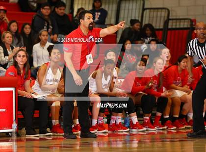 Thumbnail 2 in Lynwood vs. Redondo Union (CIF SS D2 Finals) photogallery.