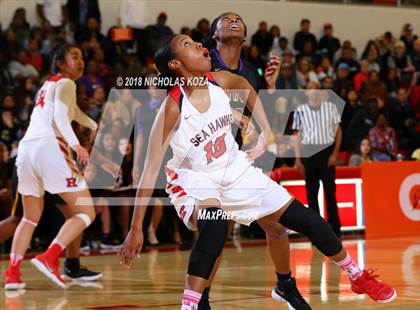 Thumbnail 3 in Lynwood vs. Redondo Union (CIF SS D2 Finals) photogallery.