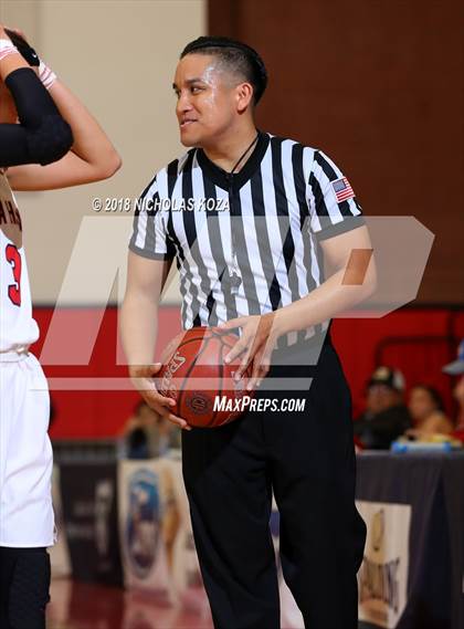 Thumbnail 2 in Lynwood vs. Redondo Union (CIF SS D2 Finals) photogallery.
