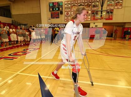 Thumbnail 2 in Lynwood vs. Redondo Union (CIF SS D2 Finals) photogallery.