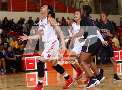 Thumbnail 1 in Lynwood vs. Redondo Union (CIF SS D2 Finals) photogallery.