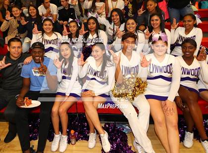 Thumbnail 1 in Lynwood vs. Redondo Union (CIF SS D2 Finals) photogallery.