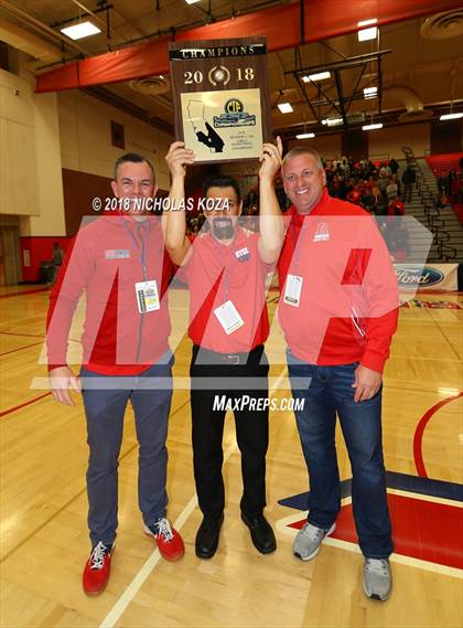 Thumbnail 1 in Lynwood vs. Redondo Union (CIF SS D2 Finals) photogallery.