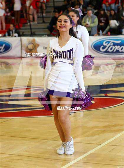 Thumbnail 2 in Lynwood vs. Redondo Union (CIF SS D2 Finals) photogallery.