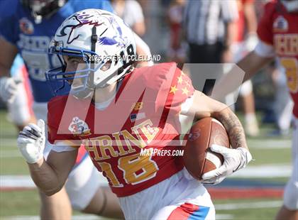 Thumbnail 2 in 35th Maine Lobster Bowl Classic photogallery.