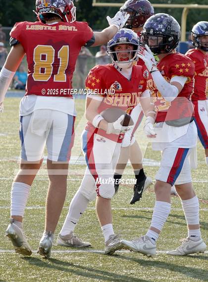 Thumbnail 3 in 35th Maine Lobster Bowl Classic photogallery.