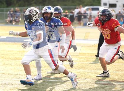 Thumbnail 1 in 35th Maine Lobster Bowl Classic photogallery.