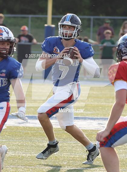 Thumbnail 1 in 35th Maine Lobster Bowl Classic photogallery.