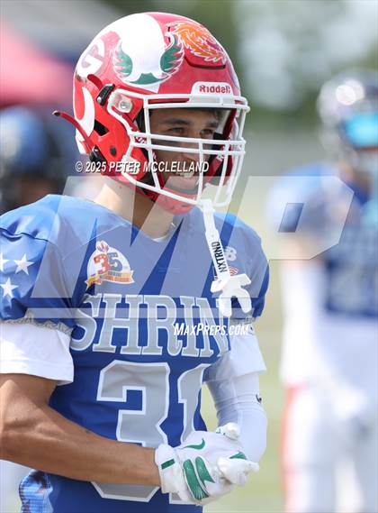 Thumbnail 2 in 35th Maine Lobster Bowl Classic photogallery.