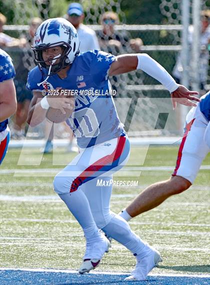Thumbnail 3 in 35th Maine Lobster Bowl Classic photogallery.