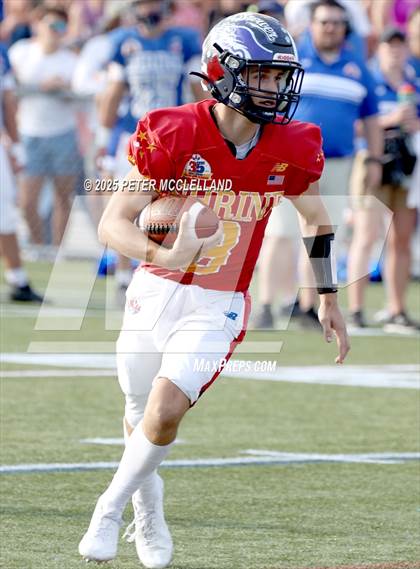 Thumbnail 3 in 35th Maine Lobster Bowl Classic photogallery.