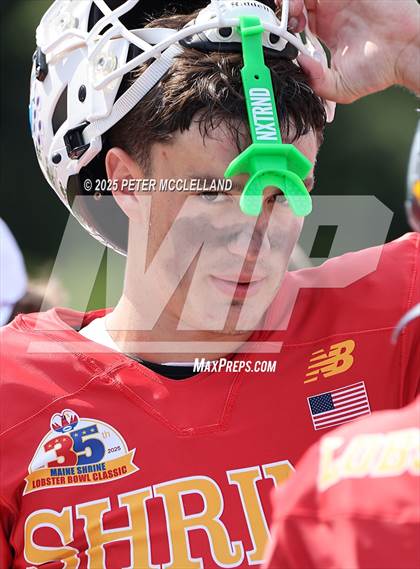 Thumbnail 2 in 35th Maine Lobster Bowl Classic photogallery.