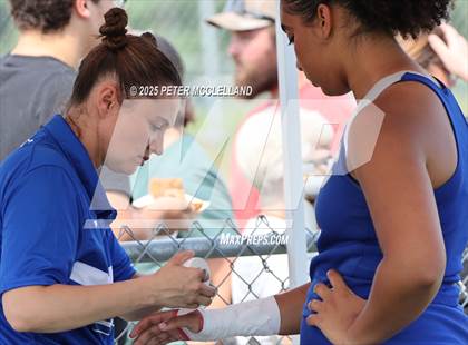 Thumbnail 2 in 35th Maine Lobster Bowl Classic photogallery.