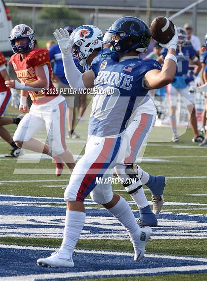 Thumbnail 3 in 35th Maine Lobster Bowl Classic photogallery.