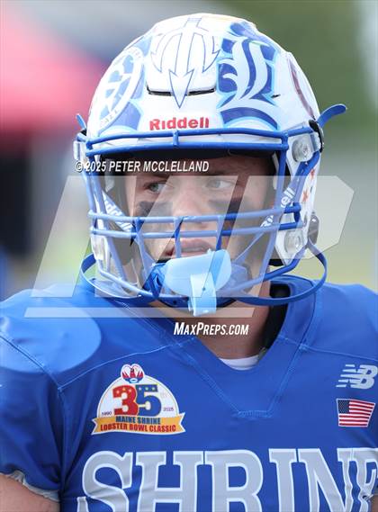 Thumbnail 3 in 35th Maine Lobster Bowl Classic photogallery.