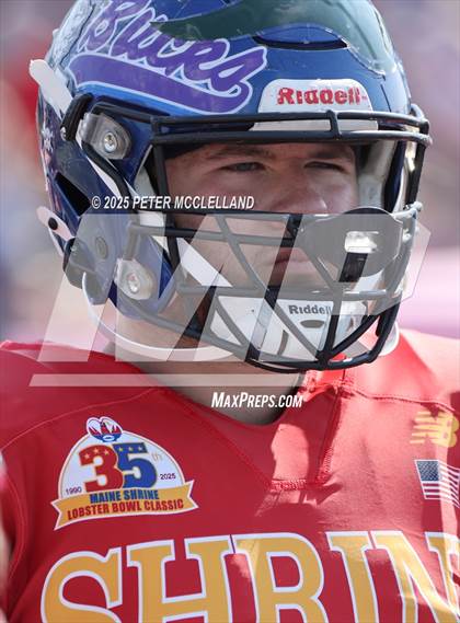 Thumbnail 2 in 35th Maine Lobster Bowl Classic photogallery.