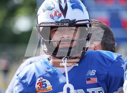 Thumbnail 2 in 35th Maine Lobster Bowl Classic photogallery.