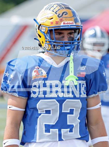Thumbnail 3 in 35th Maine Lobster Bowl Classic photogallery.