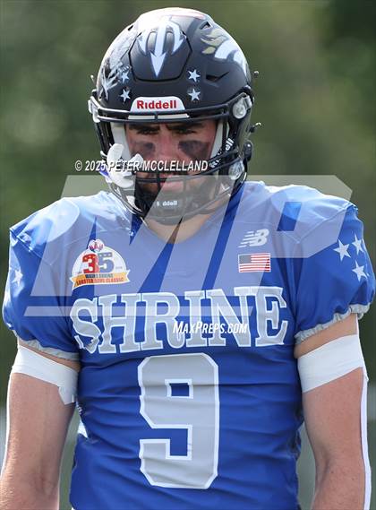 Thumbnail 1 in 35th Maine Lobster Bowl Classic photogallery.