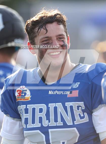 Thumbnail 3 in 35th Maine Lobster Bowl Classic photogallery.