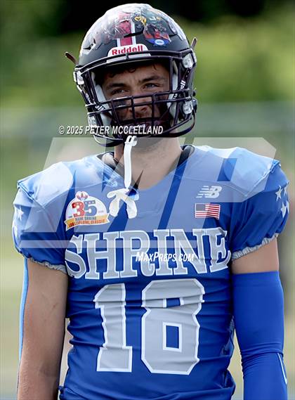 Thumbnail 2 in 35th Maine Lobster Bowl Classic photogallery.