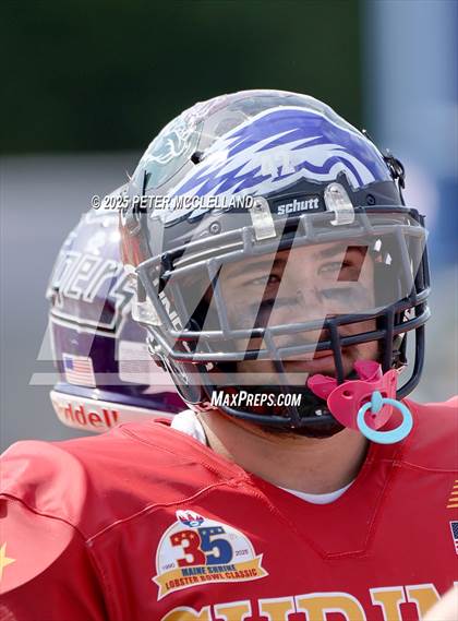 Thumbnail 3 in 35th Maine Lobster Bowl Classic photogallery.