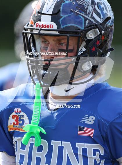 Thumbnail 2 in 35th Maine Lobster Bowl Classic photogallery.