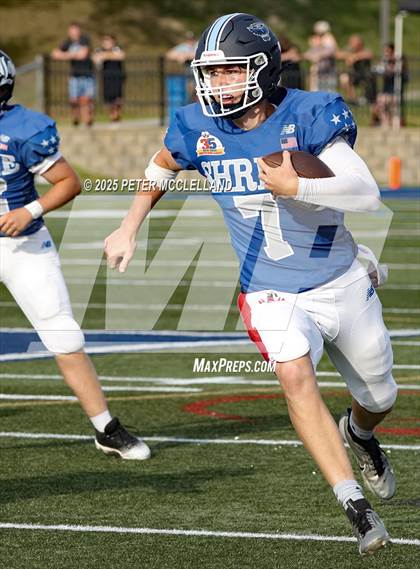 Thumbnail 2 in 35th Maine Lobster Bowl Classic photogallery.