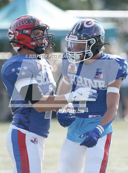 Thumbnail 3 in 35th Maine Lobster Bowl Classic photogallery.