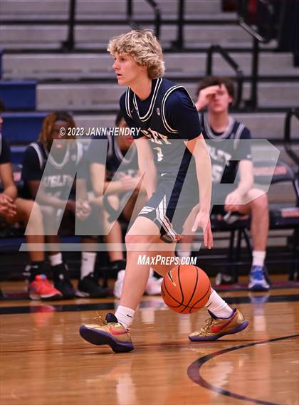 Thumbnail 2 in Lincoln vs. Higley (Tarkanian Classic) photogallery.