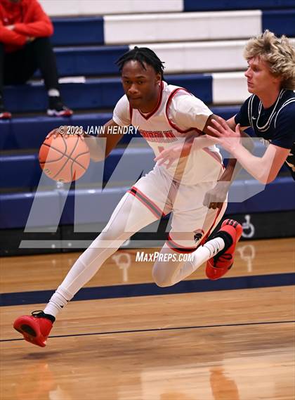 Thumbnail 3 in Lincoln vs. Higley (Tarkanian Classic) photogallery.