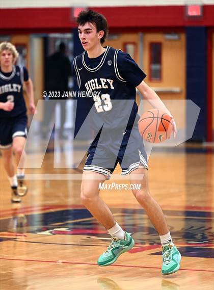 Thumbnail 3 in Lincoln vs. Higley (Tarkanian Classic) photogallery.