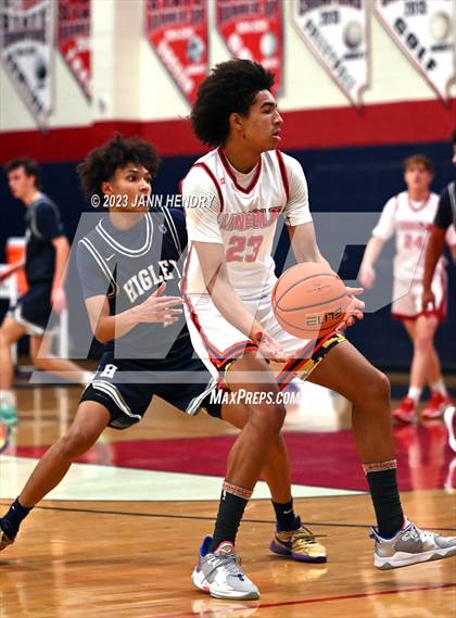 Thumbnail 2 in Lincoln vs. Higley (Tarkanian Classic) photogallery.