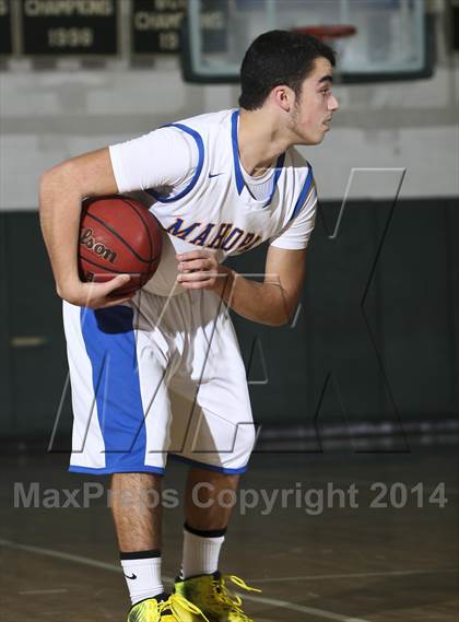 Thumbnail 2 in Dobbs Ferry vs. Mahopac (7th Annual Putnam Challenge) photogallery.