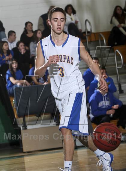 Thumbnail 3 in Dobbs Ferry vs. Mahopac (7th Annual Putnam Challenge) photogallery.