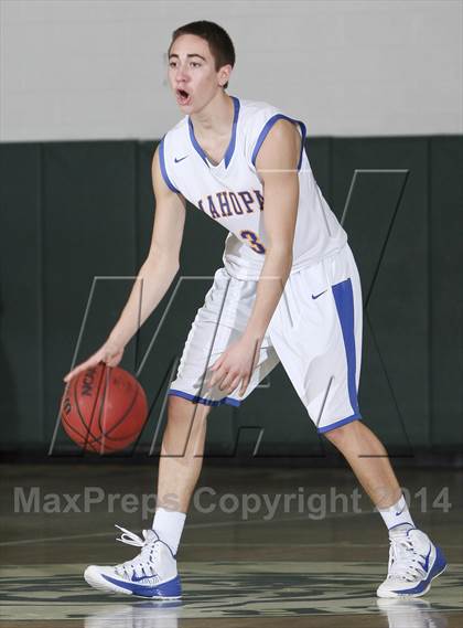 Thumbnail 2 in Dobbs Ferry vs. Mahopac (7th Annual Putnam Challenge) photogallery.