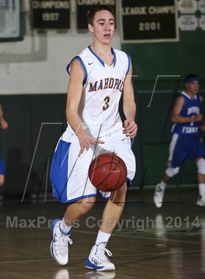 Thumbnail 1 in Dobbs Ferry vs. Mahopac (7th Annual Putnam Challenge) photogallery.