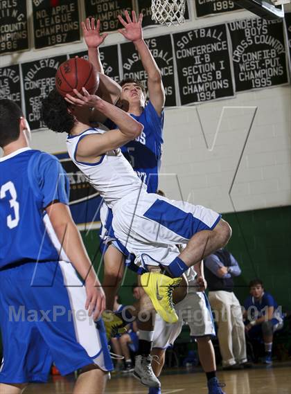 Thumbnail 2 in Dobbs Ferry vs. Mahopac (7th Annual Putnam Challenge) photogallery.
