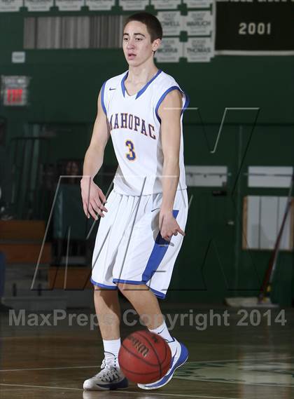 Thumbnail 2 in Dobbs Ferry vs. Mahopac (7th Annual Putnam Challenge) photogallery.