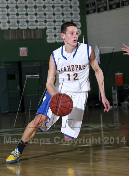 Thumbnail 2 in Dobbs Ferry vs. Mahopac (7th Annual Putnam Challenge) photogallery.
