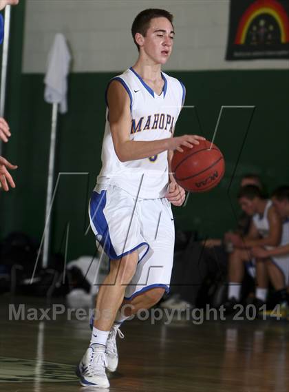 Thumbnail 1 in Dobbs Ferry vs. Mahopac (7th Annual Putnam Challenge) photogallery.