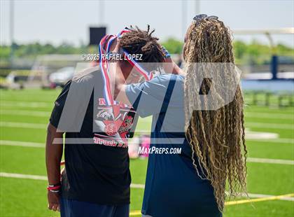 Thumbnail 2 in UIL 6A Track & Field Area 21&22 (Awards) photogallery.